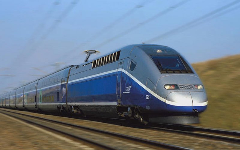 Mengungguli Waktu dengan Kecepatan, Kereta Api TGV Prancis 
